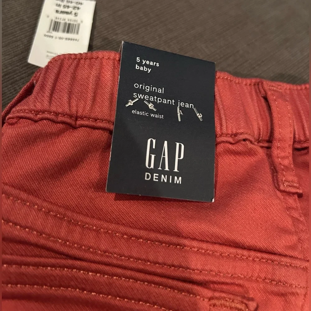 GAP Original Baggy Sweatpant Jean Elastic Waist 5 years NWT